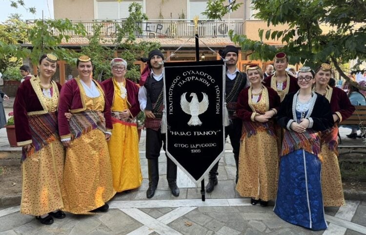 (Φωτ.: Πολιτιστικός Σύλλογος Ποντίων Παφραίων «Ηλίας Πάνου»/Facebook)