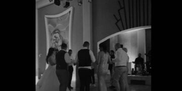 Στιγμιότυπο από το θύμισμαν, το γαμήλιο ποντιακό έθιμο (πηγή: TikTok / xristinabairaktaridou)