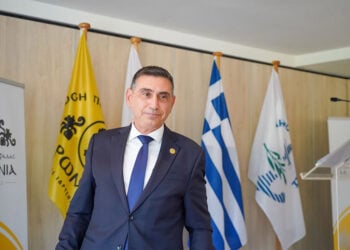 Ο πρόεδρος της Ένωσης Ποντίων Γλυφάδας Κυριάκος Τιλγκερίδης (φωτ.: Facebook / Kyriakos Tilgkeridis)