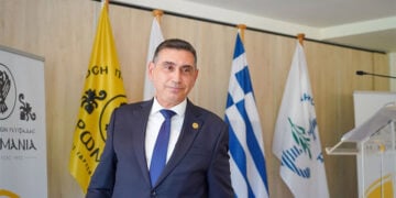 Ο πρόεδρος της Ένωσης Ποντίων Γλυφάδας Κυριάκος Τιλγκερίδης (φωτ.: Facebook / Kyriakos Tilgkeridis)