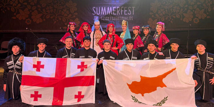 (Φωτ.: facebook / National DANCE Ensemble Romiosini)