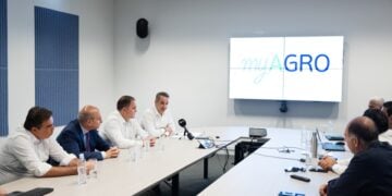 Εικόνα από την παρουσίαση της πλατφόρμας MyAgro, στην ΑΑΔΕ παρουσία του Κυριάκου Μητσοτάκη (φωτ.: Δημήτρης Παπαμήτσος/ Γρ. Τύπου Πρωθυπουργού/ EUROKINISSI)