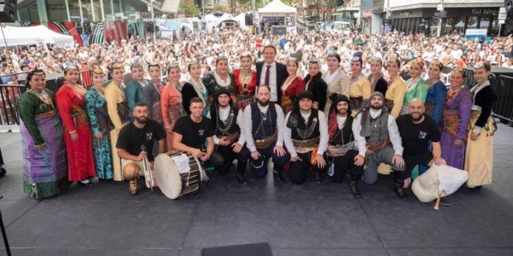 Χορούς του Πόντου θα απολαύσουν και φέτος όσοι πάνε στο The Northcote Festival, στη Μελβούρνη (φωτ.: facebook.com/profile.php?id/The Northcote Festival)