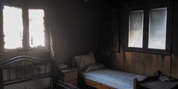 Καταστροφικό το πέρασμα της πυρκαγιάς στη Δυτική Αττική, καθώς το τοπίο στο Πόρτο Γερμενό έχει αλλοιωθεί (φωτ.: Θεόδωρος Νικολάου/ EUROKINISSI)
