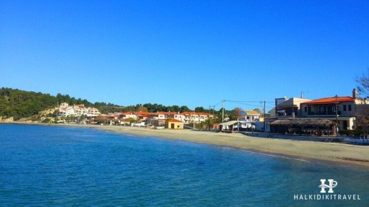 Άποψη της Σίβηρης στη Χαλκιδική (φωτ.: halkidikitravel.com)