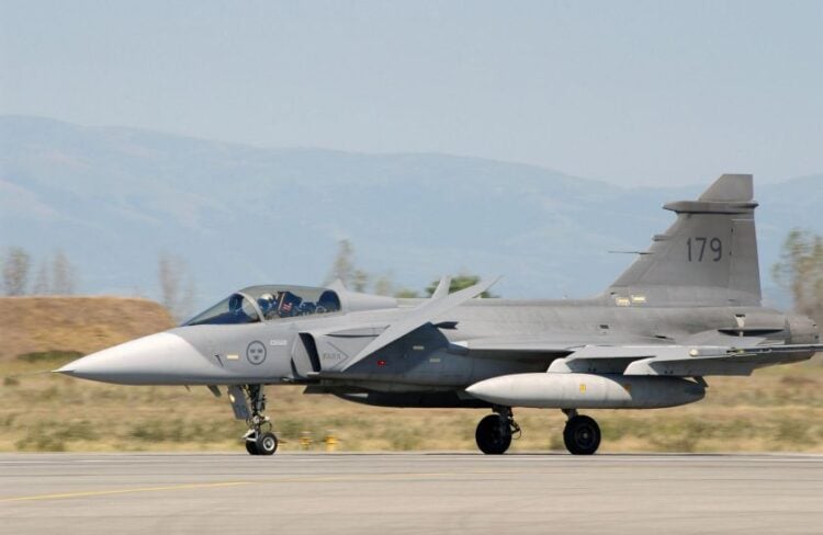 Μαχητικό αεροσκάφος JAS-39 Gripen της Σουηδικής Πολεμικής Αεροπορίας (φωτ.: Msgt. Billy Johnston, USAF/commons.wikimedia.org/wiki)