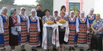 Μέλη της ελληνικής κοινότητας του Τσερνοπόλιε (πηγή: islam.in.ua)