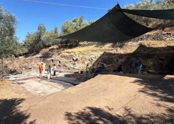 Ανασκαφές στη μνημειακή εκκλησία των αρχών του 5ου αιώνα στην αρχαία Άντανδρο (φωτ.: IHA)