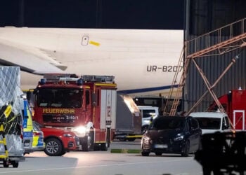 Κινητοποίηση των γερμανικών Αρχών  στο αεροδρόμιο της Λειψίας (πηγή: Χ / Visegrád 24)