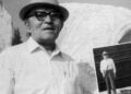 Ο Τάσος Χαλκιάς στο εξώφυλλο του δίσκου  «Ο Τάσος Χαλκιάς και το κλαρίνο του», που κυκλοφόρησε το 1984 (πηγή: Μουσική βιβλιοθήκη «Λίλιαν Βουδούρη»)