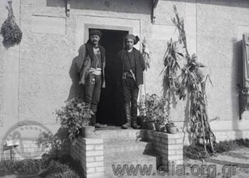 Πόντιοι στην Α' Διεθνή Έκθεση Θεσσαλονίκης, το 1926 (φωτ.: Γιώργος Βαφιαδάκης / ΕΛΙΑ-ΜΙΕΤ)