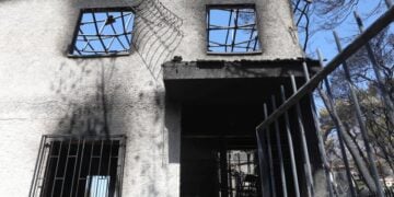 Εικόνα από την πρόσφατη πυρκαγιά στη Δυτική Αττική (φωτ.: Δανάη Δαυλοπούλου/ EUROKINISSI)
