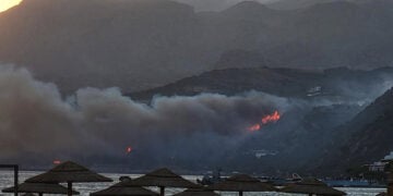 Φωτιά στο νότιο Ρέθυμνο, στα Σελλιά. Παρασκευή 14 Αυγούστου 2026 (πηγή: iraklionews.gr)