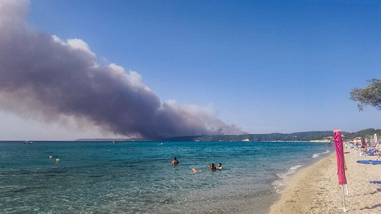 Πυρκαγιά στη Σιβήρη Χαλκιδικής, Πέμπτη 13 Αυγούστου 2026 (φωτ.: EUROKINISSI / Λία Φωκά)