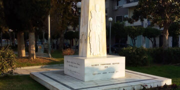 Μνημείο για τη Γενοκτονία των Ασσυρίων στο Δήμο Αιγάλεω (πηγή: Wikipedia)