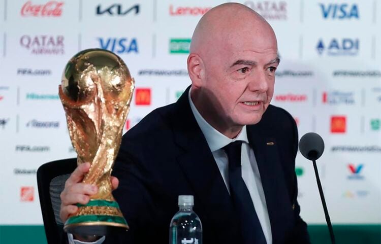 Ο πρόεδρος της FIFA, Τζάνι Ινφαντίνο, κατά τη διάρκεια συνέντευξης Τύπου, την παραμονή του εναρκτήριου αγώνα του Παγκοσμίου Κυπέλλου 2026, στην Πόλη του Μεξικού, στις 10 Ιουνίου 2026 (φωτ.: EPA / Isaac Esquivel)