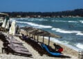 Κύματα (φωτ.: EUROKINISSI / Γιώργος Κονταρίνης)