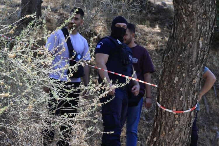 Εικόνα από την περιοχή του Λυκαβηττού όπου εντοπίστηκε η σορός (φωτ.: Γιώργος Κονταρίνης/ EUROKINISSI)