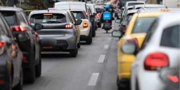Κυκλοφοριακή συμφόρηση στη λεωφόρο Συγγρού (φωτ.: EUROKINISSI / Γιάννης Παναγόπουλος)