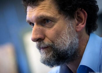 Ο Οσμάν Καβαλά παραμένει φυλακισμένος στη Σηλυβρία από τον Οκτώβριο του 2017, παρά τις επανειλημμένες αποφάσεις του ΕΔΔΑ για την απελευθέρωσή του (φωτ.: dpa / Kerem Uzel)