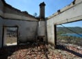 Σπίτι στο Πόρτο Γερμενό, μετά το πέρασμα της φωτιάς. Τρίτη 4 Αυγούστου 2026 (φωτ.: EUROKINISSI / Τατιάνα Μπόλαρη)