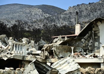 Καμένο σπίτι στο Πόρτο Γερμενό, Δευτέρα 3 Αυγούστου 2026  (φωτ.: EUROKINISSI / Μιχάλης Καραγιάννης)