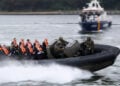 Υπουργοί Εσωτερικών χωρών της Βαλτικής σε θαλάσσια περιπολία της γερμανικής ακτοφυλακής, στο περιθώριο της Συνόδου Ασφαλείας στο Φλένσμπουργκ (φωτ.: dpa / Christian Charisius)