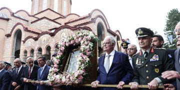 Δεκαπενταύγουστος στη Παναγίας Σουμελά, στην Καστανιά Ημαθίας (φωτ.: Γραφείο Τύπου Προεδρίας της Δημοκρατίας / Θοδωρής Μανωλόπουλος)