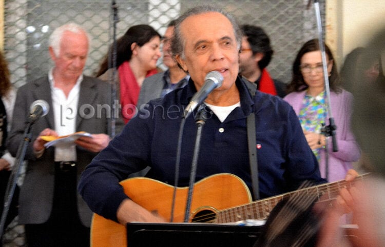 Ο Λάκης Χαλκιάς στη Βαρβάκειο, την Τσικνοπέμπτη του 2016 (φωτ.: Χριστίνα Κωνσταντάκη)
