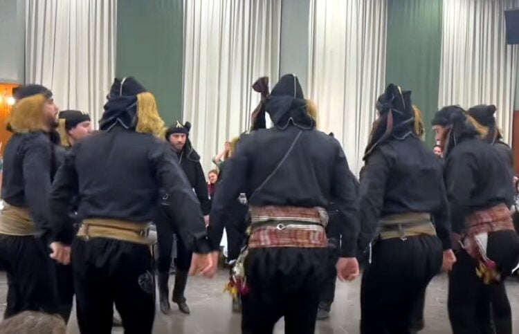 Σύλλογος Ποντίων (Φωτ.: Μεταμόρφωσης Αττικής «Ο Εύξεινος Πόντος»/Facebook)