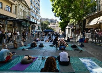 Στιγμιότυπο από τις περσινές εκδηλώσεις του δήμου Αθηναίων με τίτλο «Αθήνα Χωρίς Αυτοκίνητο» 
(φωτ. αρχείου: Μιχάλης Παπανικολάου/ EUROKINISSI)