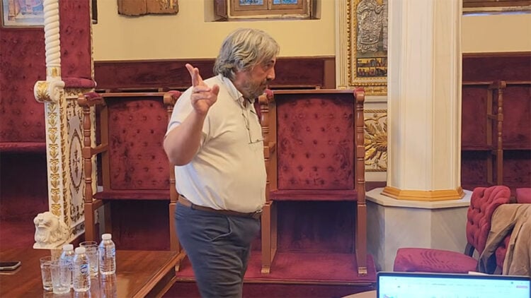 Ο καθηγητής Δ. Σταματόπουλος (στιγμιότυπο από το βίντεο της εκδήλωσης)