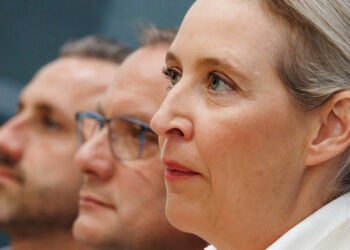 Τα στελέχη της AfD σε συνέντευξη Τύπου (φωτ.: EPA / Clemens Bilan)