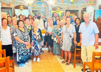 Εκπλήρωση ετήσιου τάματος των Μηχανιωτών πιστών προς την Παναγία τη Μηχανιώτισσα στα Λουτρά Αιδηψού. Σάββατο 5 Σεπτεμβρίου 2026 (φωτ.: Facebook / Ιερός Ναός Αγίου Παντελεήμονος Λ. Αιδηψού)