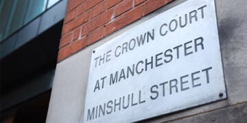 Το δικαστήριο Minshull Street στο Μάντσεστερ, όπου εκδικάζεται η υπόθεση (φωτ.: EPA / Adam Vaughan)