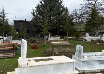 Το αρμενικό νεκροταφείο στη συνοικία Σαχίνκαγια του Ελαζίγ, το οποίο απέκτησε επίσημο καθεστώς προστασίας (φωτ.: Αρμενικό Πατριαρχείο Κωνσταντινουπόλεως)