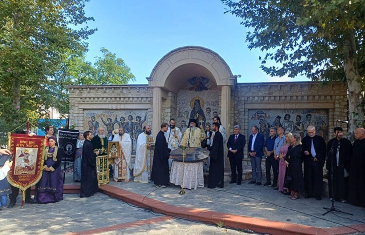 Στο Μνημείο Προσφυγικού Ελληνισμού στο Ελευθέριο, Κυριακή 13 Σεπτεμβρίου 2026 (φωτ.: Μητρόπολη Νεαπόλεως και Σταυρουπόλεως / Μαρία Χαραλαμπίδου)
