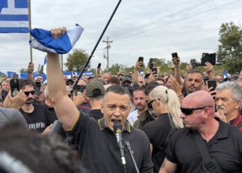 Αποφυλακίστηκε ο πρώην βουλευτής της Χρυσής Αυγής και καταδικασμένος για συμμετοχή σε εγκληματική οργάνωση, Ηλίας Κασιδιάρης, από τις φυλακές Δομοκού, μετά από έκτιση του συνόλου της ποινής του (φωτ.: lamiareport.gr/EUROKINISSI)