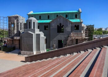 O υπό ολοκλήρωση ναός του ιερομάρτυρα Αγίου Γεωργίου του Νεαπολίτη, στο Ιωνικό Κέντρο. 6 Ιουλίου 2025 (φωτ.: EUROKINISSI / Θοδωρής Μανωλόπουλος – Γραφείο Τύπου Προεδρίας της Δημοκρατίας)
