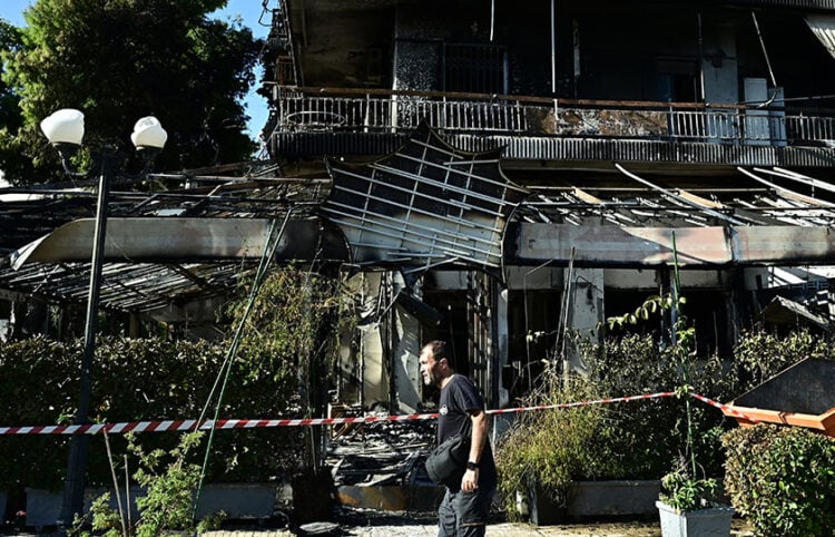 Η καμένη καφετέρια επί της οδού Κασταμονής, στη Νέα Ιωνία. Δευτέρα 28 Σεπτεμβρίου 2026 (φωτ.: EUROKINISSI / Μιχάλης Καραγιάννης)