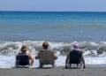 Στιγμιότυπο από παραλία της Λάρισας (φωτ.: EUROKINISSI / Λεωνίδας Τζέκας)