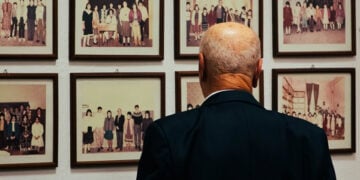 Έκθεση φωτογραφίας για τα 100 χρόνια από την ίδρυση της Ευαγγελικής Εκκλησίας Κατερίνης, το 2023 (φωτ.: Facebook / Ελληνική Ευαγγελική Εκκλησία Κατερίνης)
