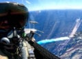 Πιλότος F-16 της 115 Πτέρυγας Μάχης στην ευρύτερη θαλάσσια περιοχή νοτιοδυτικά της Κρήτης (φωτ.: Γραφείο Τύπου ΓΕΑ)