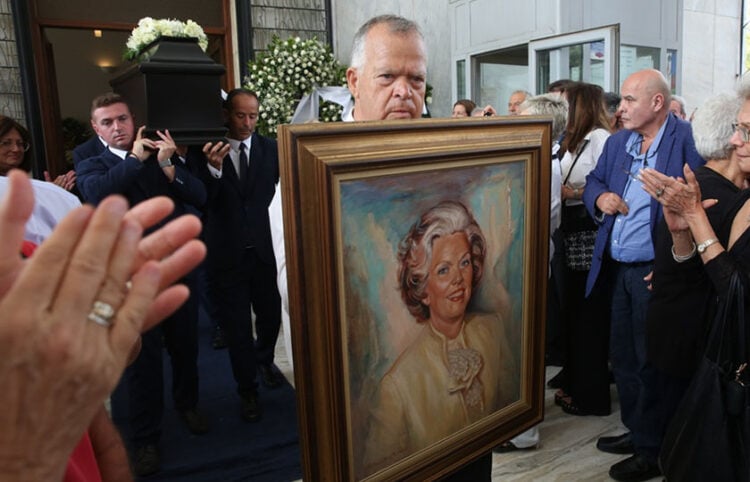 Κόσμος παρίσταται στην πολιτική κηδεία της Μαργαρίτας Παπανδρέου, στο Α' Νεκροταφείο Αθηνών. Κυριακή 20 Σεπτεμβρίου 2026 (φωτ.: ΑΠΕ-ΜΠΕ / Ορέστης Παναγιώτου)