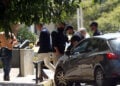 Οι δύο κατηγορούμενοι γιατροί στην υπόθεση θανάτου του Γιώργου Μαζωνάκη οδηγούνται στον ανακριτή, 14 Σεπτεμβρίου 2026 (φωτ.: ΑΠΕ-ΜΠΕ / Αλέξανδρος Μπελτές)