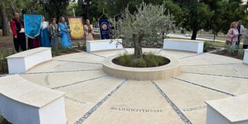 Το μνημείο για τους πρόσφυγες του 1922, στην καρδιά της Πανεπιστημιούπολης του ΑΠΘ. Τετάρτη 30 Σεπτεμβρίου 2026 (φωτ.: rthess.gr)