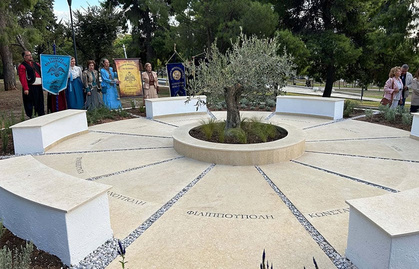 Το μνημείο για τους πρόσφυγες του 1922, στην καρδιά της Πανεπιστημιούπολης του ΑΠΘ. Τετάρτη 30 Σεπτεμβρίου 2026 (φωτ.: rthess.gr)