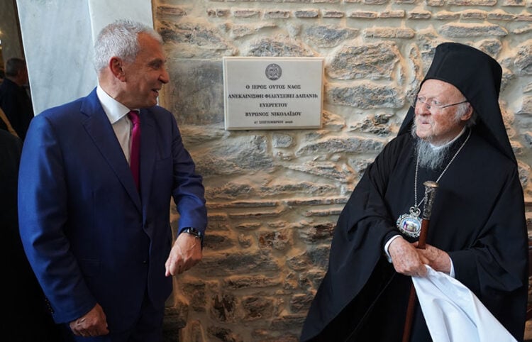 Βύρωνας Νικολαΐδης και Οικουμενικός Πατριάρχης Βαρθολομαίος (φωτ.: Οικουμενικό Πατριαρχείο / Νίκος Παπαχρήστου)