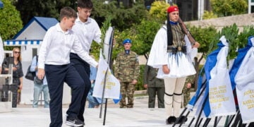 Κατάθεση στεφάνου στο Μνημείου του Άγνωστου Στρατιώτη, για την Ημέρα Εθνικής Μνήμης για τη Γενοκτονία των Ελλήνων της Μικράς Ασίας. Κυριακή 20 Σεπτεμβρίου 2026 (φωτ.: Ομοσπονδία Προσφυγικών Σωματείων Ελλάδος)