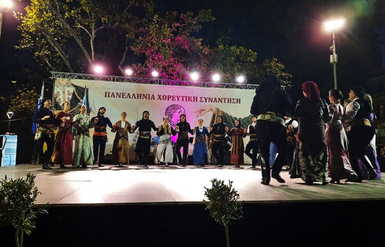 Στιγμιότυπο από την 22η Πανελλήνια Χορευτική Συνάντηση που διοργάνωσε ο Δήμος Σερρών (φωτ.: Δήμος Σερρών)